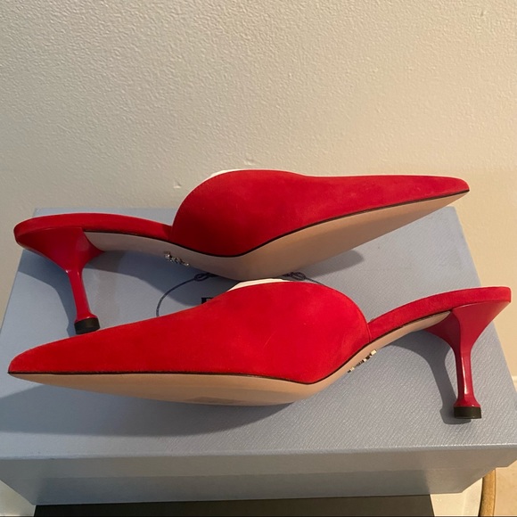 Prada Suede Pointy Toe Mule Red - Picture 3 of 13